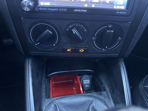 Used 2001 Volkswagen Jetta GLS image 5