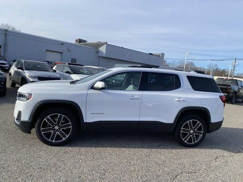 Used 2023 GMC Acadia SLT w/ Technology Package image 9