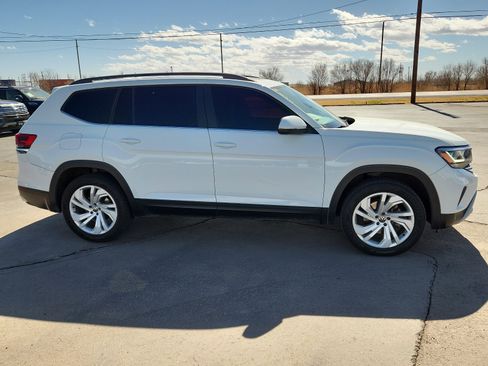 Used 2021 Volkswagen Atlas SE w/ Panoramic Sunroof Package image 5