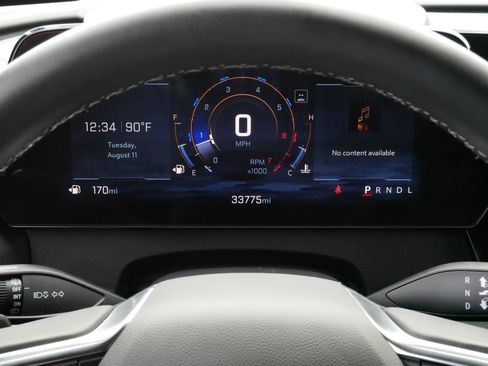 Used 2024 Chevrolet Traverse LS FWD image 21