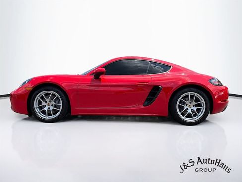 Used 2019 Porsche 718 Cayman RWD image 4