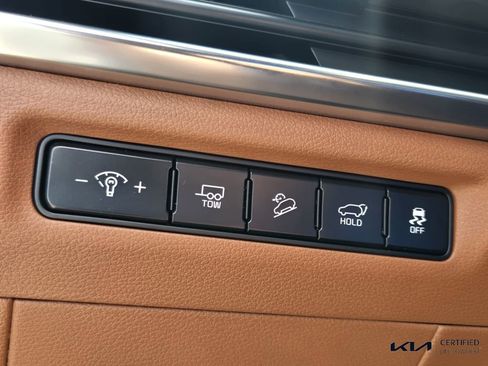Used 2023 Kia Telluride SX X-Line image 34