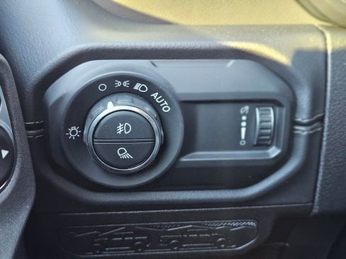 New 2026 Jeep Gladiator Mojave AWD/4WD image 18