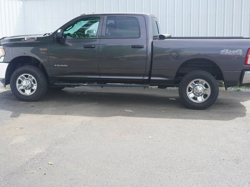 Used 2021 RAM 2500 Tradesman AWD/4WD image 3