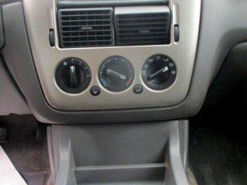 Used 2003 Ford Explorer Sport XLT image 12