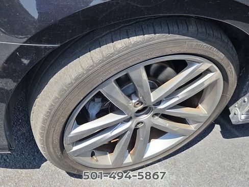 Used 2017 Volkswagen Passat 1.8T R-Line w/ R-Line Lighting Package FWD image 7