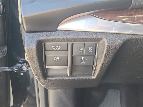 Used 2020 Acura MDX SH-AWD image 22