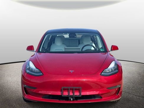 Used 2018 Tesla Model 3 Mid Range RWD image 5