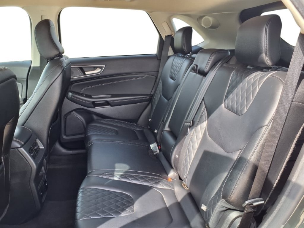 Used 2023 Ford Edge Titanium AWD/4WD image 17