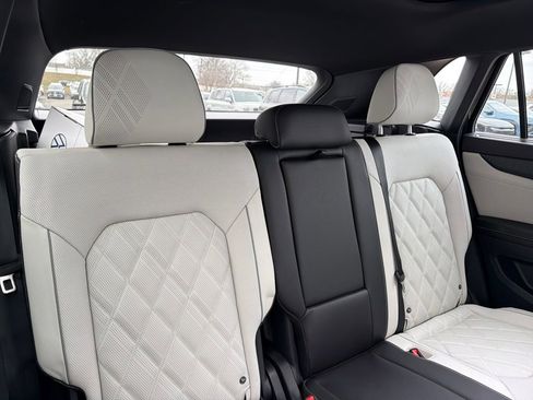 New 2026 Volkswagen Atlas Cross Sport SEL Premium R-Line image 36