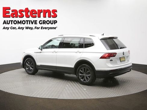 Used 2023 Volkswagen Tiguan SE image 61