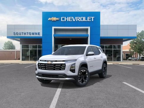 New 2027 Chevrolet Equinox LT w/ Safety and Technology Package FWD image 8