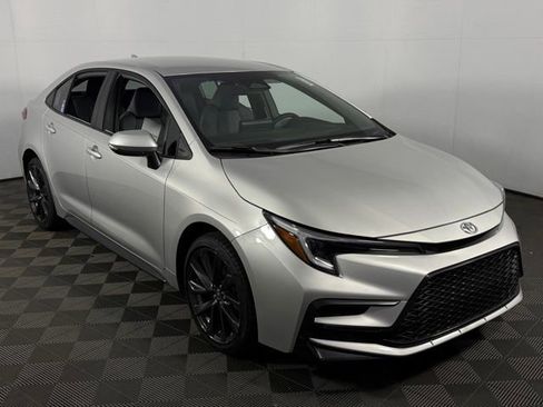 New 2026 Toyota Corolla SE FWD image 1