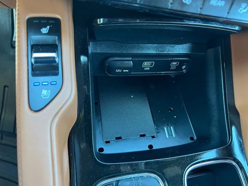 Used 2023 Kia Telluride AWD image 41