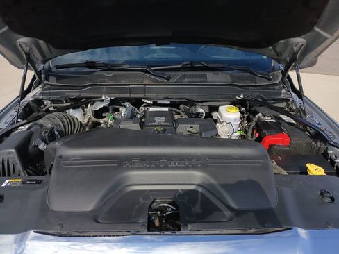 Used 2024 RAM 2500 Laramie w/ Safety Group image 31