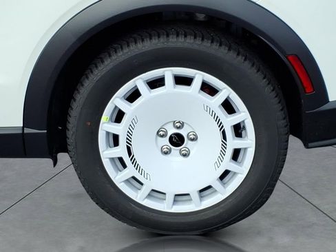 New 2026 Ford Mustang Mach-E GT image 4