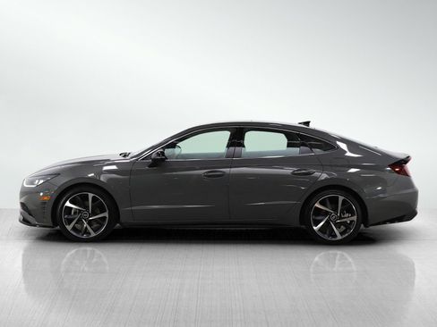 Used 2023 Hyundai Sonata SEL Plus image 2