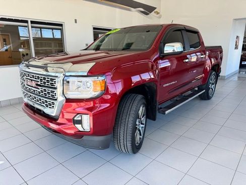 Used 2021 GMC Canyon Denali image 3