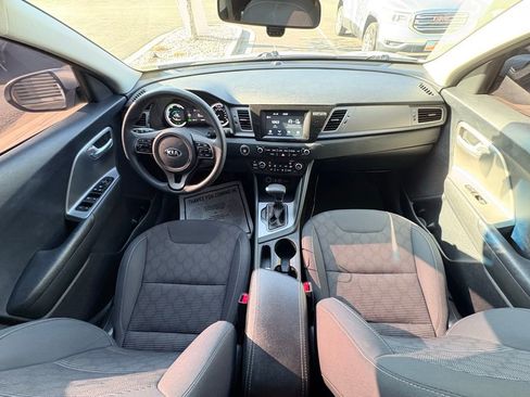 Used 2019 Kia Niro LX image 12