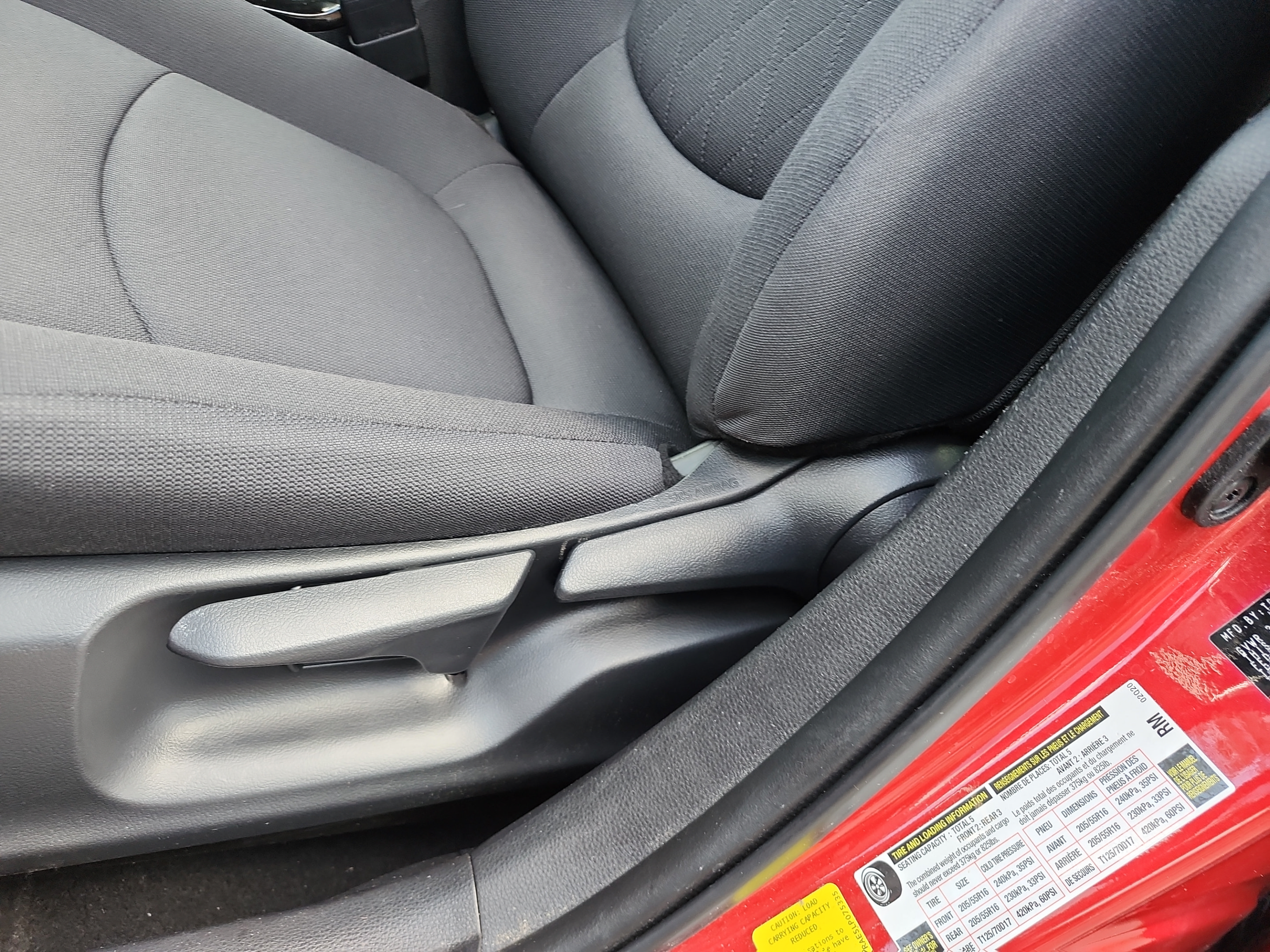 Used 2020 Toyota Corolla LE FWD image 14