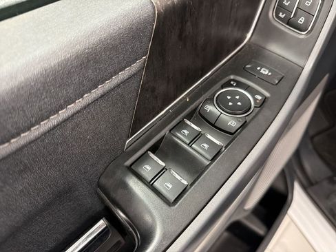Used 2024 Ford F250 Lariat AWD/4WD image 24
