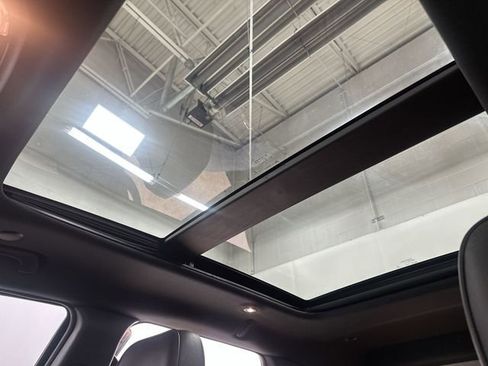 Used 2019 Jeep Grand Cherokee High Altitude image 17