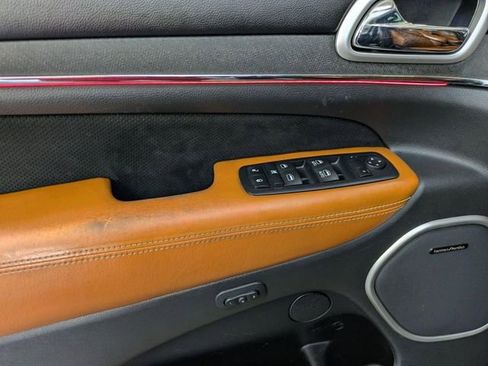 Used 2016 Jeep Grand Cherokee SRT AWD/4WD image 15