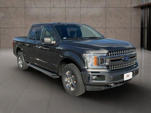 Used 2019 Ford F150 XLT w/ Equipment Group 302A Luxury image 8