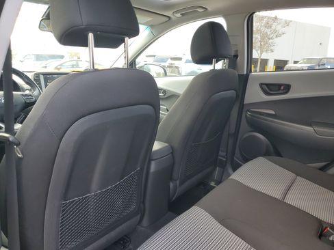 Used 2019 Hyundai Kona SEL w/ SEL Tech Package 02 image 18