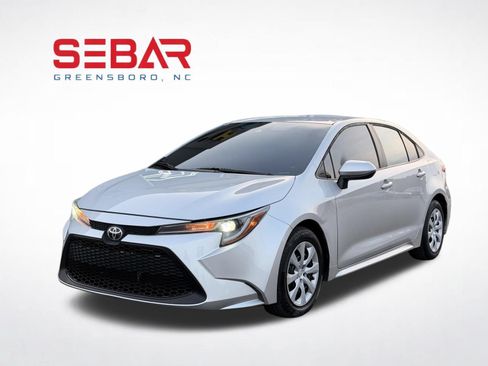 Used 2022 Toyota Corolla LE FWD image 11