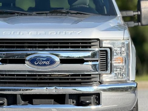Used 2019 Ford F250 XLT AWD/4WD image 15