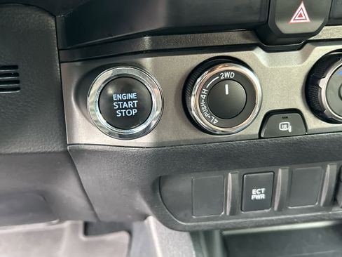 Used 2023 Toyota Tacoma TRD Off-Road image 37