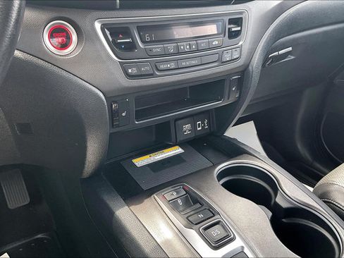 Used 2022 Honda Ridgeline RTL-E image 9