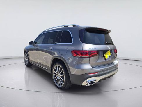 Used 2020 Mercedes-Benz GLB 250 image 3