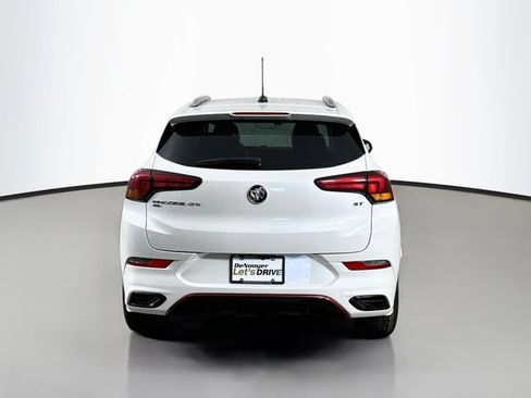 Used 2022 Buick Encore GX Select w/ Sport Touring Package AWD/4WD image 8