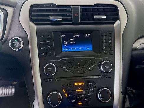 Used 2018 Ford Fusion S FWD image 18