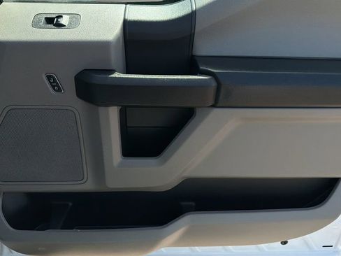 Used 2022 Ford F350 XL w/ Power Equipment Group AWD/4WD image 11