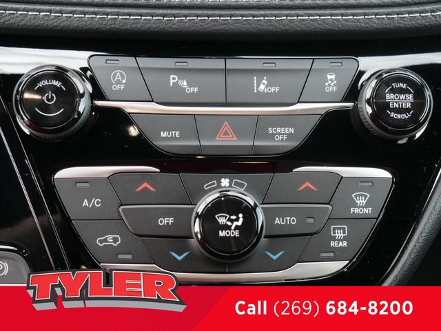 New 2027 Chrysler Pacifica Select FWD image 32