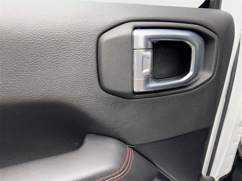 Used 2021 Jeep Gladiator Rubicon image 40