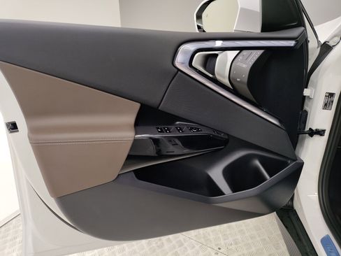 Used 2026 BMW X3 xDrive30 w/ Convenience Package image 11