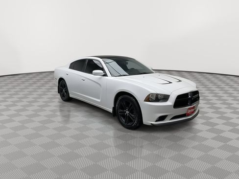 Used 2013 Dodge Charger SXT Plus image 28