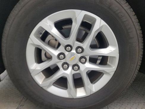 Used 2019 Chevrolet Traverse LS image 31