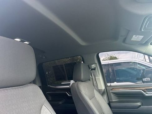 Used 2024 GMC Sierra 1500 Elevation w/ X31 Off-Road Package AWD/4WD image 19