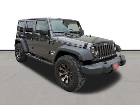Used 2017 Jeep Wrangler Unlimited Sport w/ Quick Order Package 24S AWD/4WD image 3