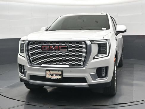 Used 2022 GMC Yukon XL Denali AWD/4WD image 35