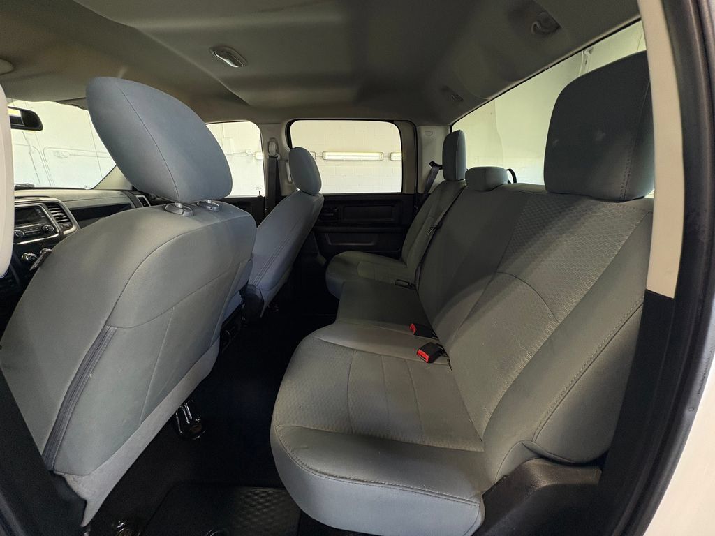 Used 2019 RAM 1500 ST w/ SXT Appearance Group AWD/4WD image 28