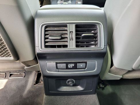 Used 2018 Audi Q5 2.0T Premium AWD/4WD image 18
