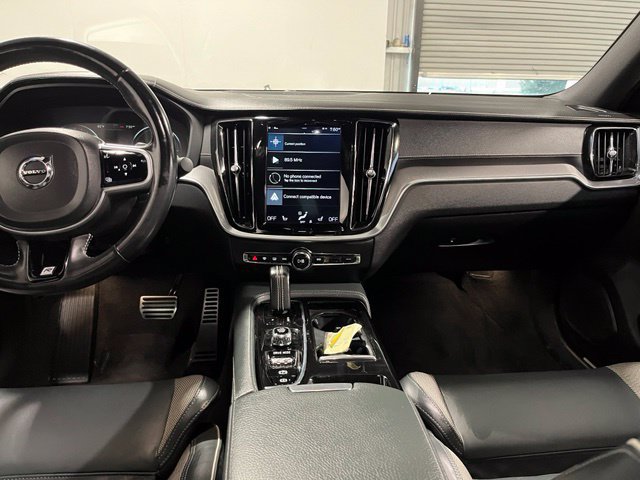 Used 2020 Volvo S60 T8 R-Design AWD/4WD image 21