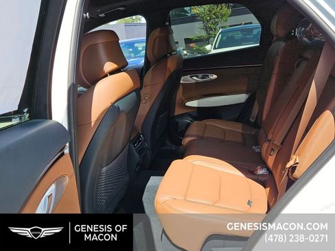 New 2026 Genesis GV70 2.5T Advanced image 9