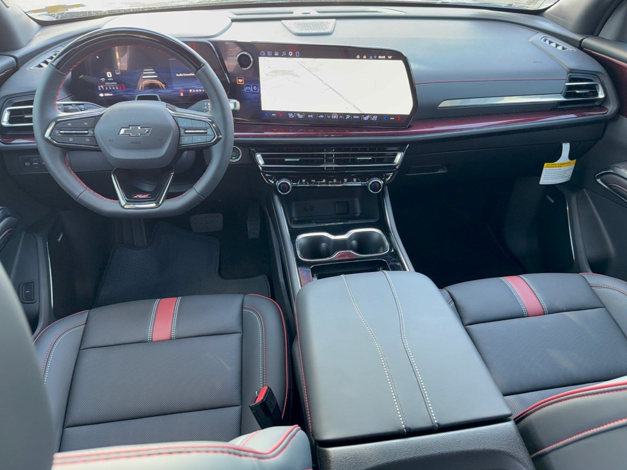 New 2027 Chevrolet Traverse RS FWD image 17